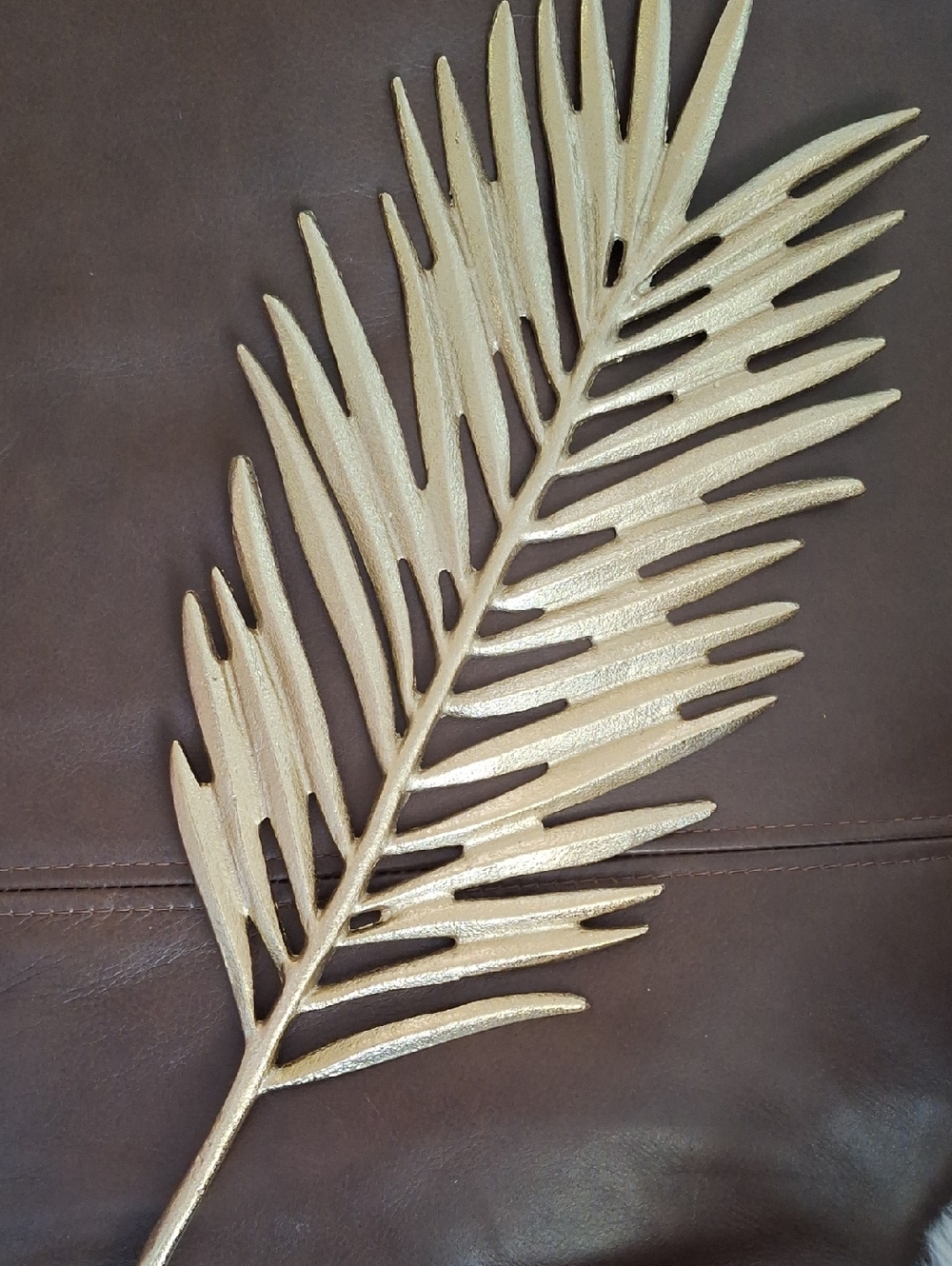 NWOT Gold Decorative Palm Leaf Wall Accent
